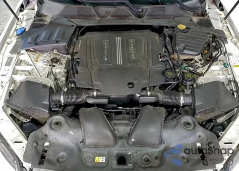 2015 Jaguar Xjl Portfolio z USA, uszkodzony, nr VIN SAJWJ2GD9F8V81148